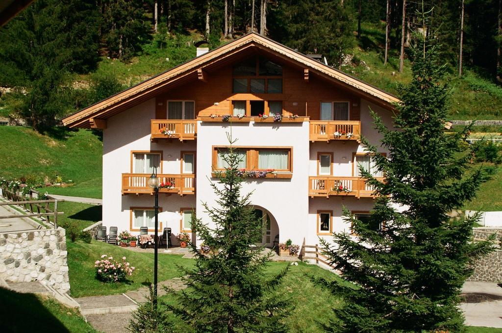 Hotel Garni Civetta Selva di Cadore Exterior foto